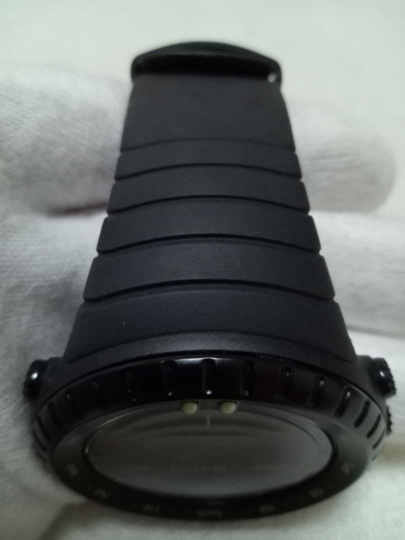 SUUNTO CORE　コア　アウトドア時計　ALL BLACK　未使用に近い
