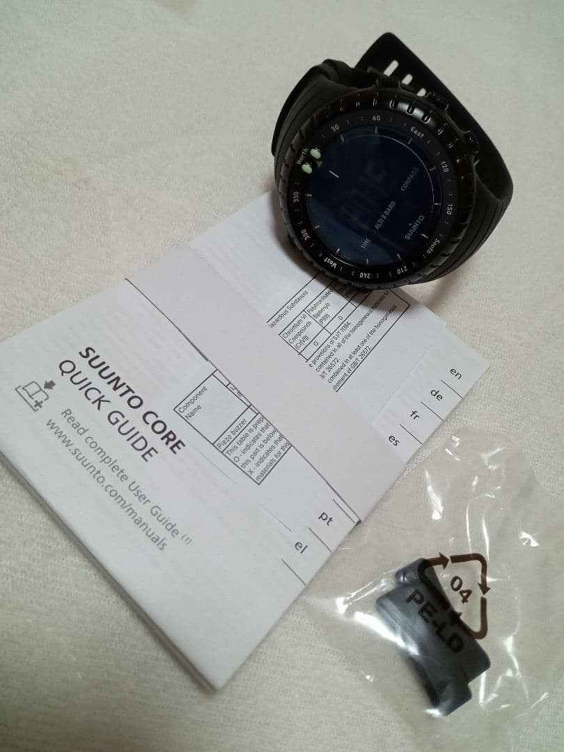 SUUNTO CORE　コア　アウトドア時計　ALL BLACK　未使用に近い