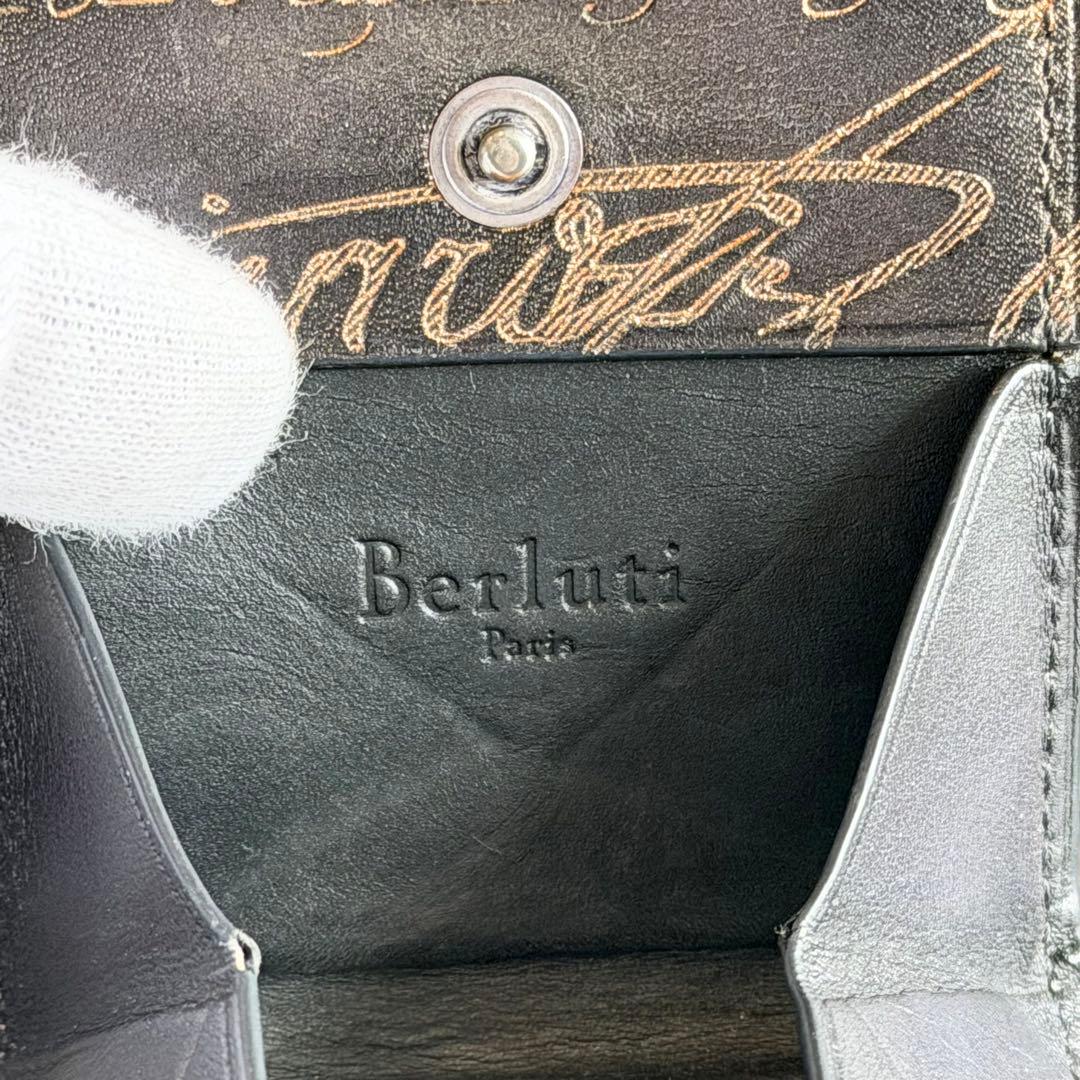 ⭐️ベルルッティ⭐️コアマキシ カリグラフィ レザー ケース ブラウン