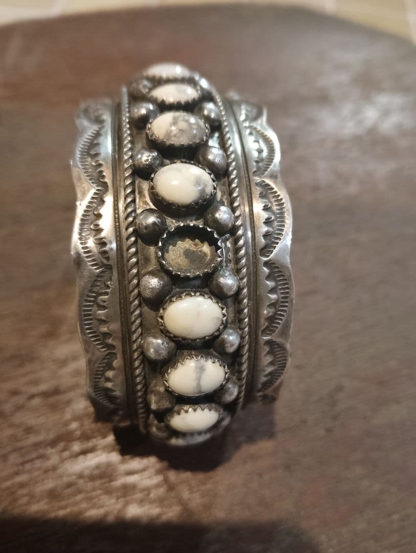 ま*】様 総重量57.7g　ホワイトバッファロー特注ブレス　ナバホ　ズニ　キムタ