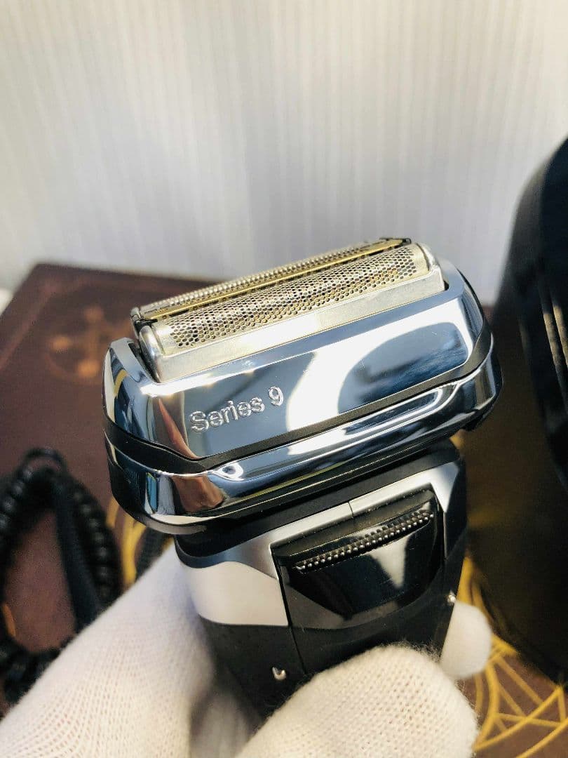 【美品】BRAUN S9 メンズ電気シェーバー ブラウンシェーバー