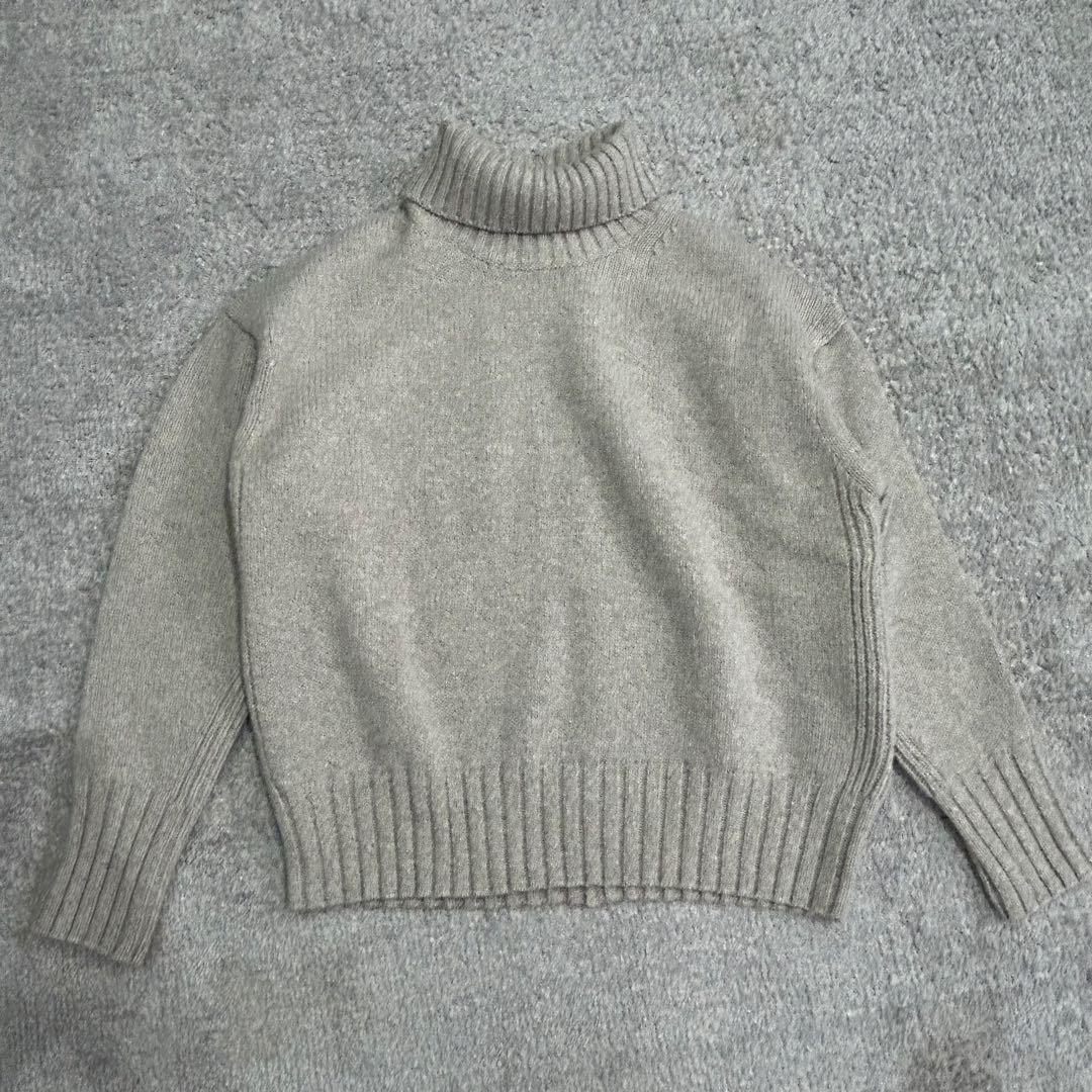 【新品タグ付】トゥモローランドマカフィー ラムカシミヤタートルネックプルオーバー