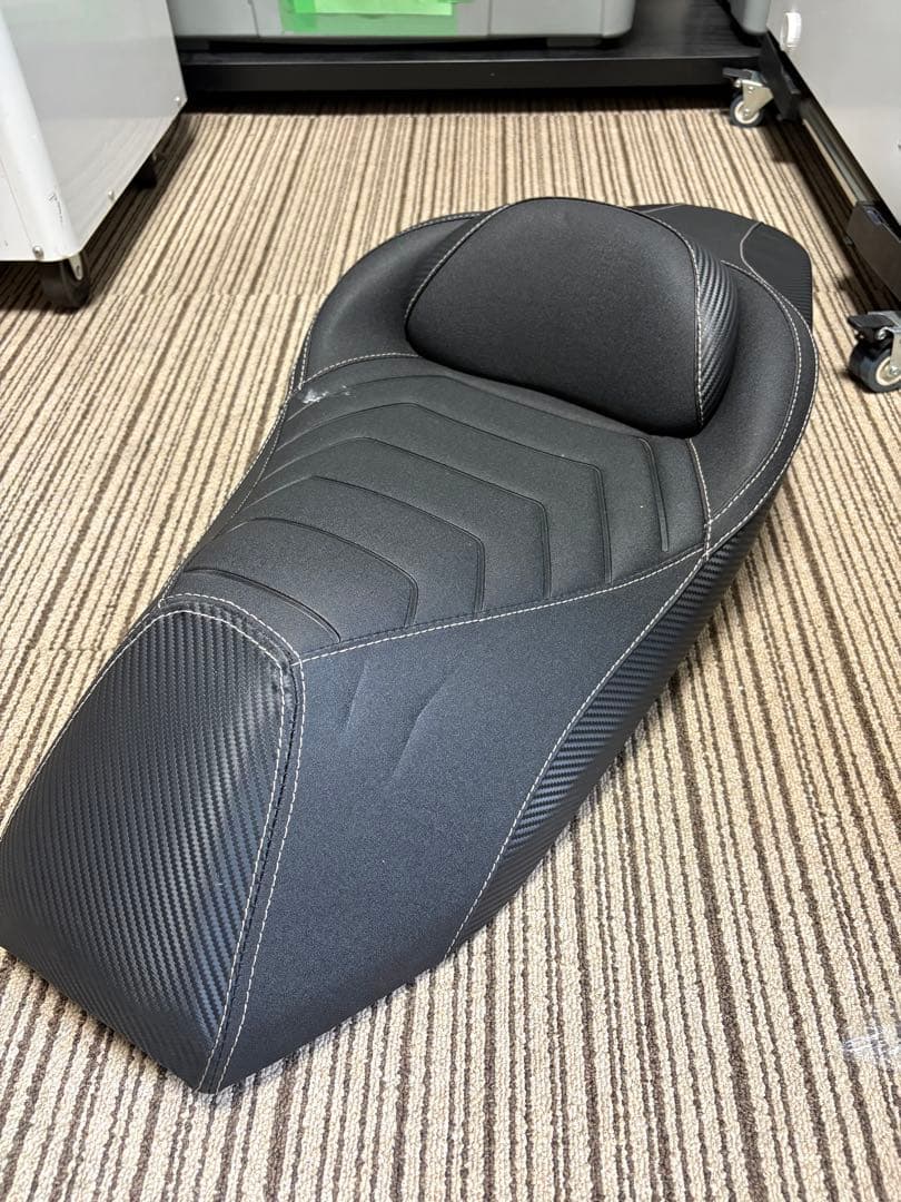 PCX ローダウンシート　ノイワットダン　JK05 JF81