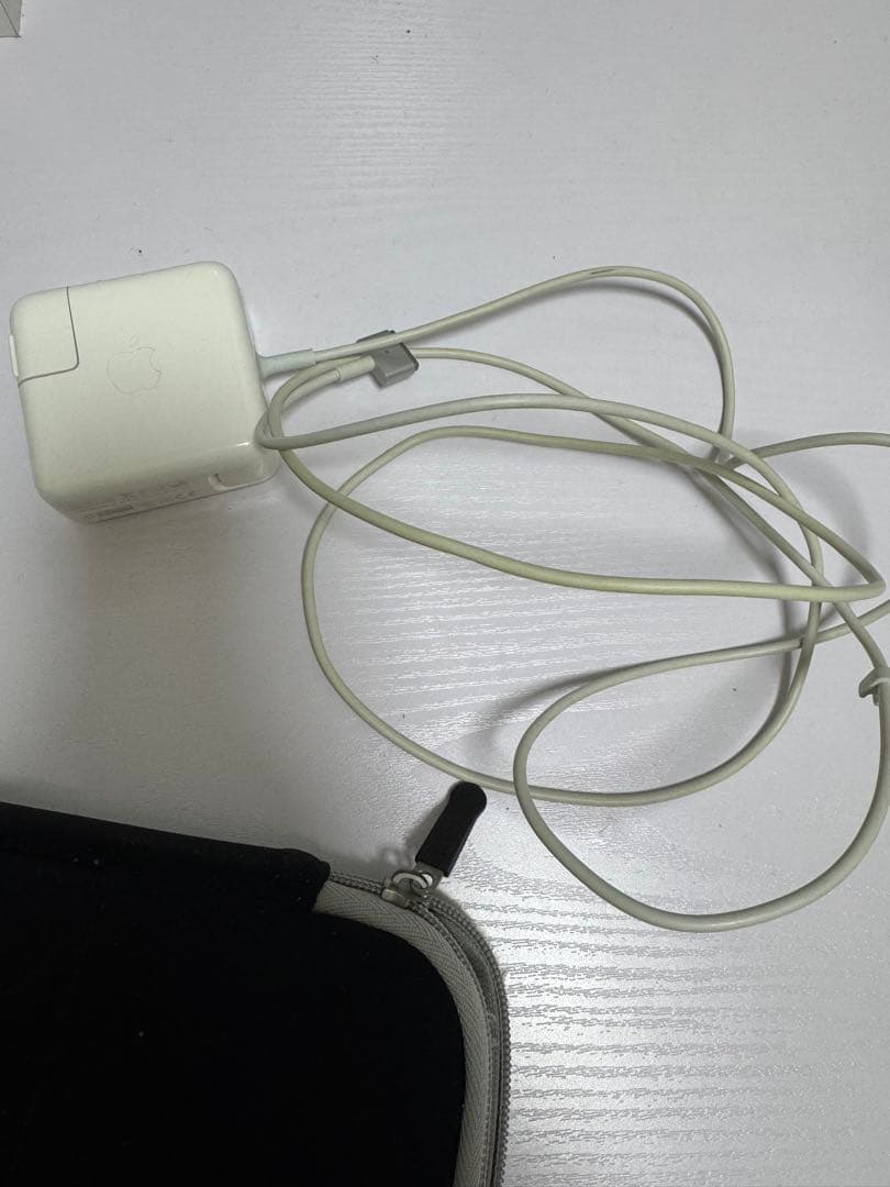 MacBook Air Corei5 8GB SSD256GB箱・充電器有