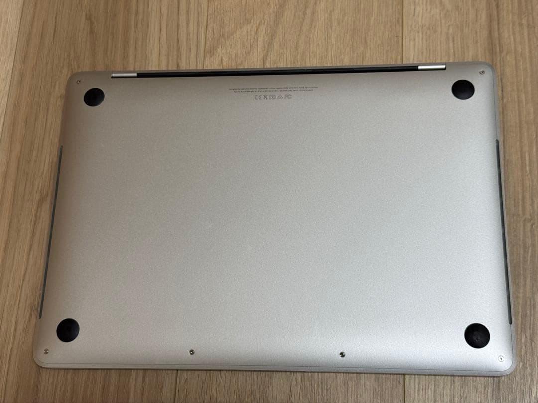 MacBook Pro13.3㌅2018 i7/16GB/256GB A1989