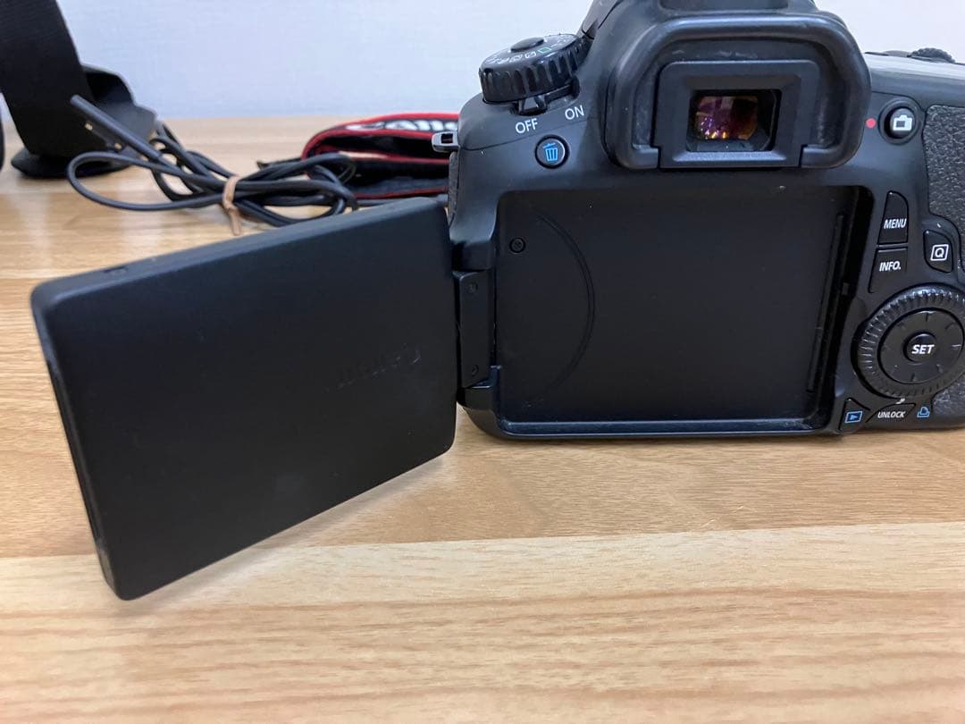 Canon EOS 60D 一眼レフ カメラ キヤノン