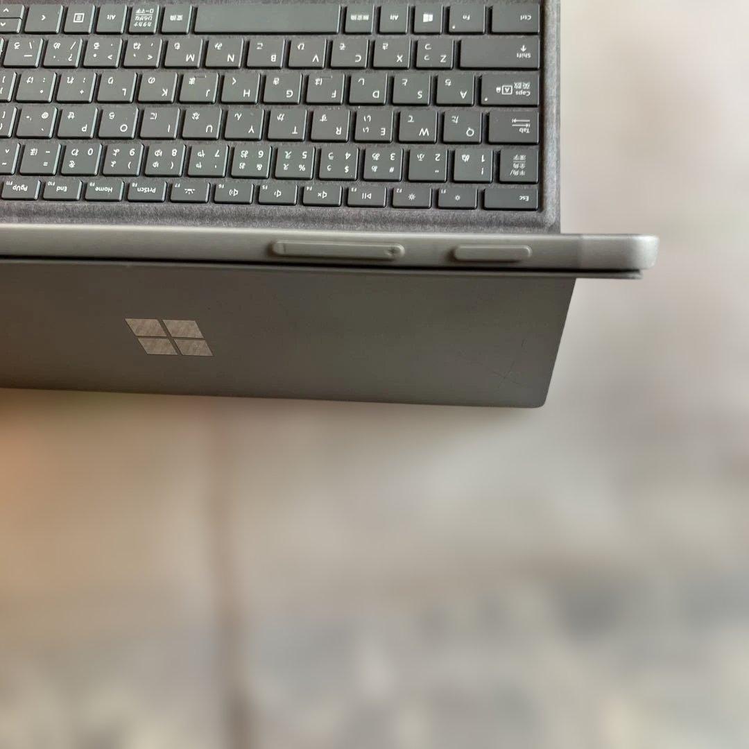 ジャンク扱い Surface Pro7