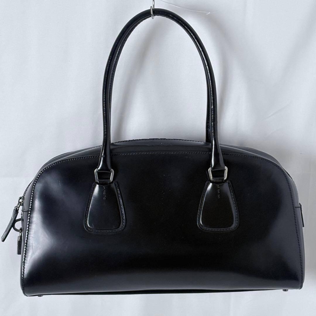 希少PRADAエナメルレザーミニボストンハンドバッグ美品ブラック南京錠付ロゴ刻印