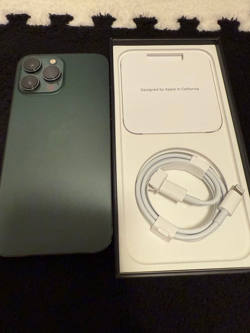 iPhone13 ProMax 128GB (バッテリー84%)