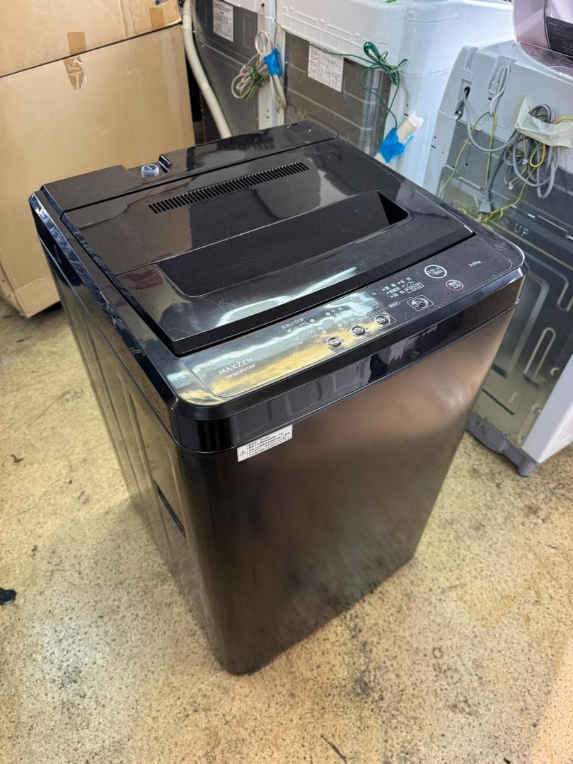 (4259)*MAXZEN　洗濯機　5キロ JW50WP01BK 2024年