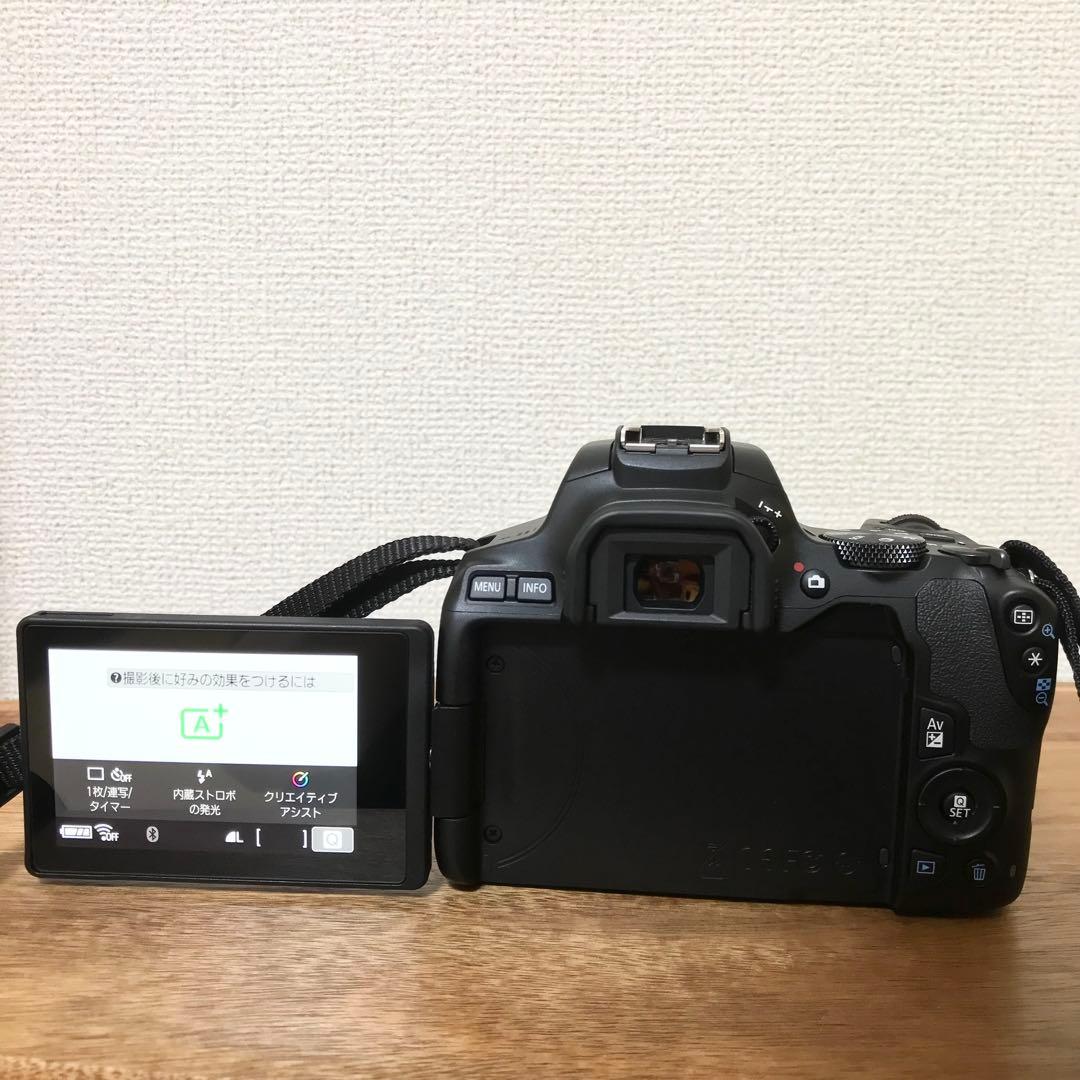 T*a様 期間限定値下げ！キャノン　EOS kiss x10 カメラ　デジタル一