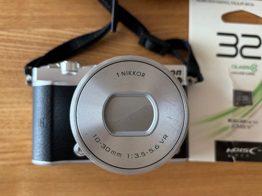 デジタルカメラ Nikon 1 J5