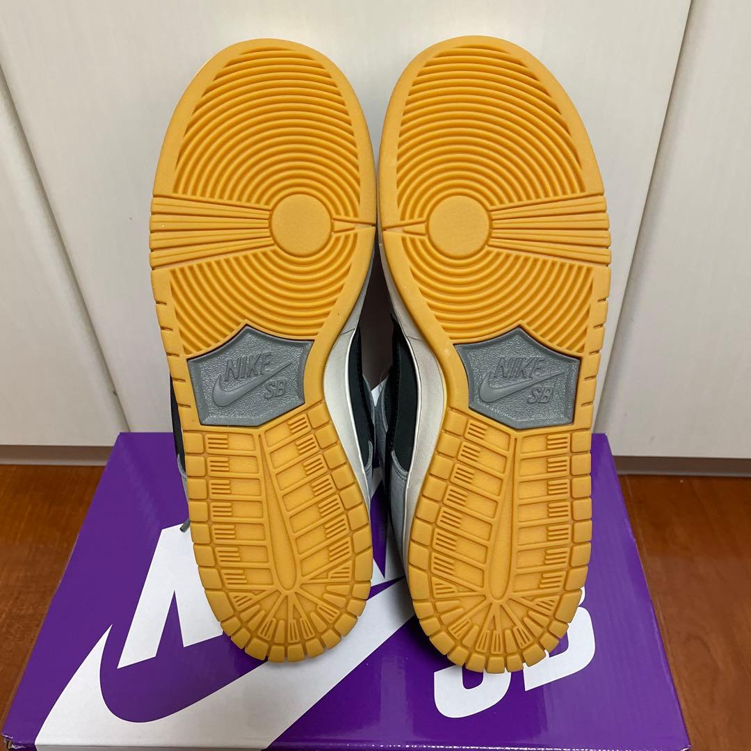 新品Nike SB Dunk Low Pro スモークグレー×ブラック