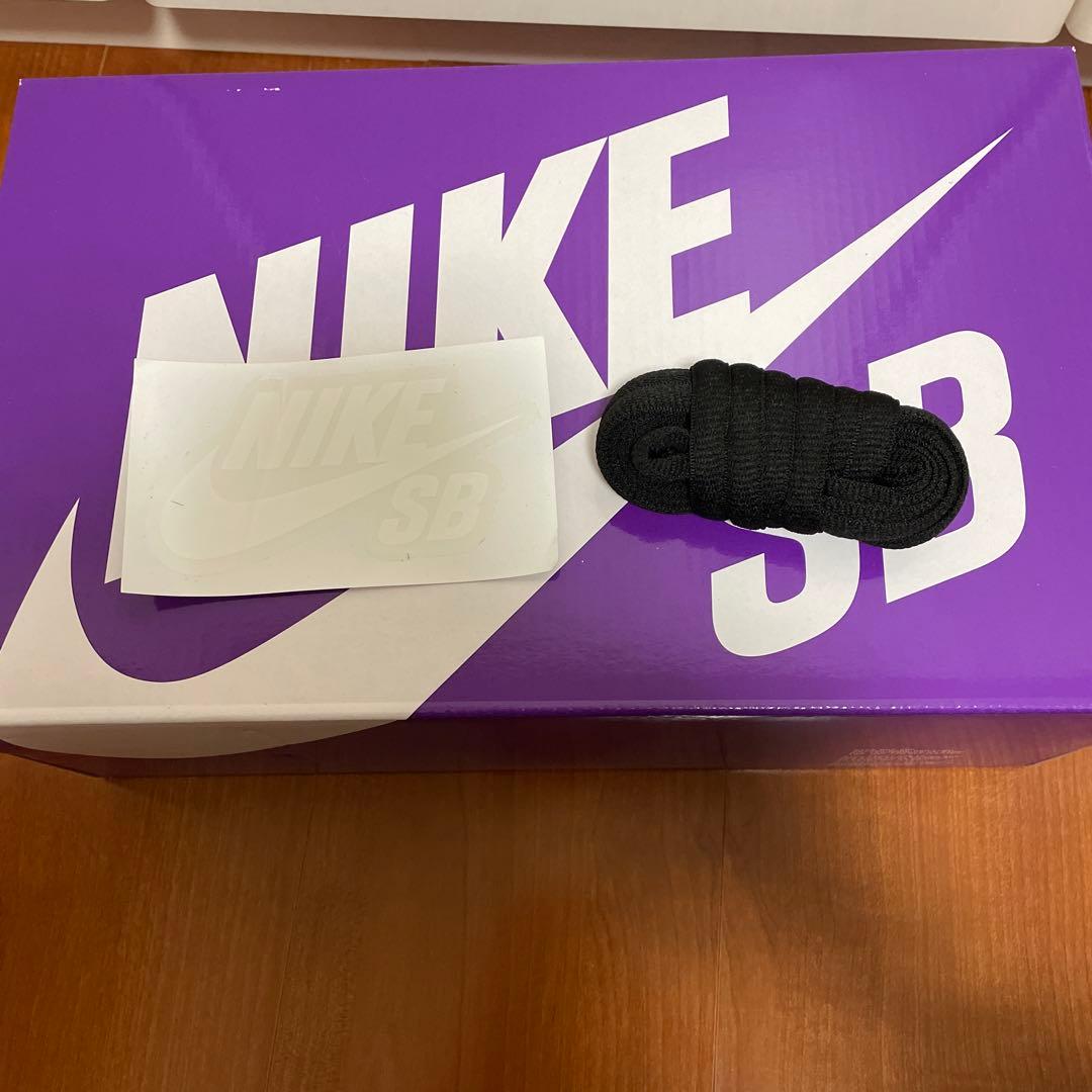 新品Nike SB Dunk Low Pro スモークグレー×ブラック