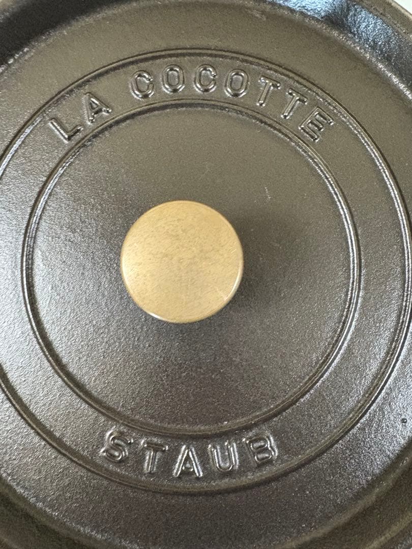 staub ストウブ 「 ピコ ココット ラウンド ブラック 26cm