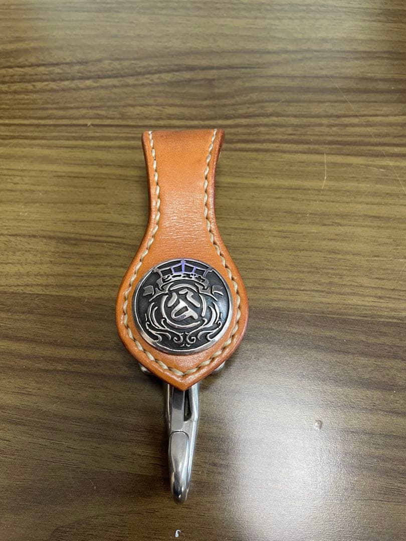 ビーズ屋公　王冠キーホルダー