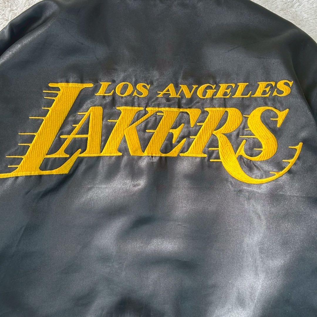 NBA Lakers レイカーズ ブルゾン ナイロンジャケット ブラック M