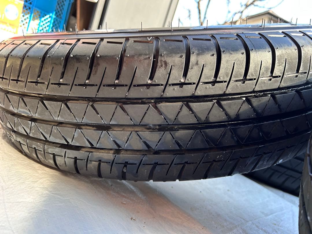 日産キャラバン 15インチ ホイールセット ブラック/シルバー