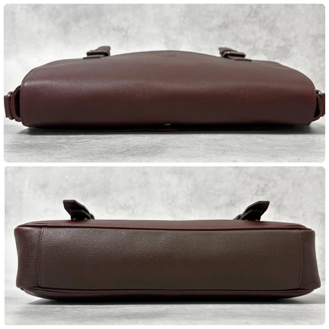 美品 希少 バーバリーブラックレーベル メッセンジャーバッグ レザー A4収納可