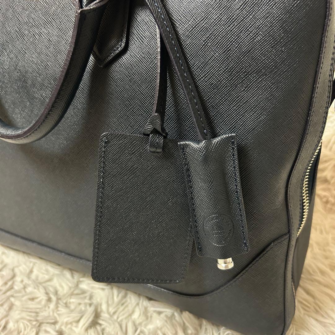 ⭐️セール中⭐️ペッレモルビダ キャピターノ 2室 ブリーフケース ビジネス