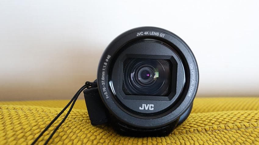 JVC 4K QUAD PROOF ビデオカメラ本体 【GZ-RY980】