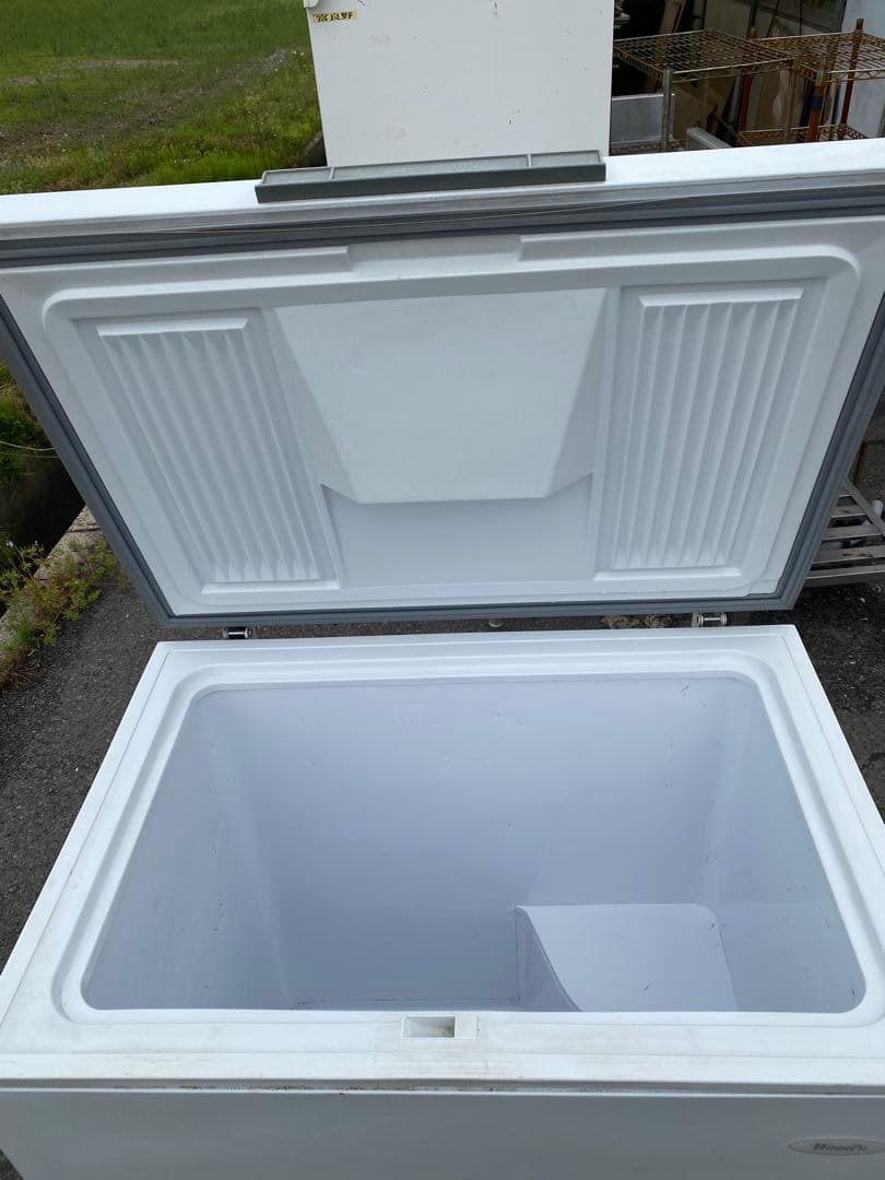 冷凍ストッカー　W800×D600×H880 100V