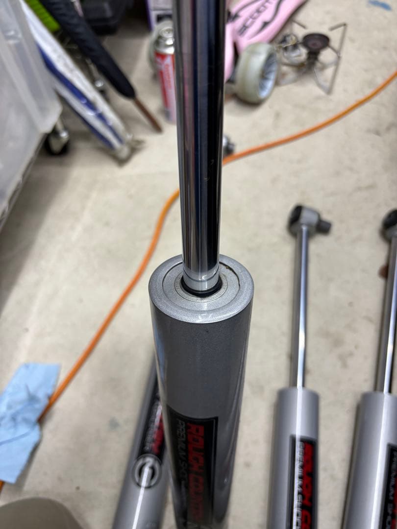 ［Umi.］ ラフカントリー　JLラングラー　N3ショックアブソーバー