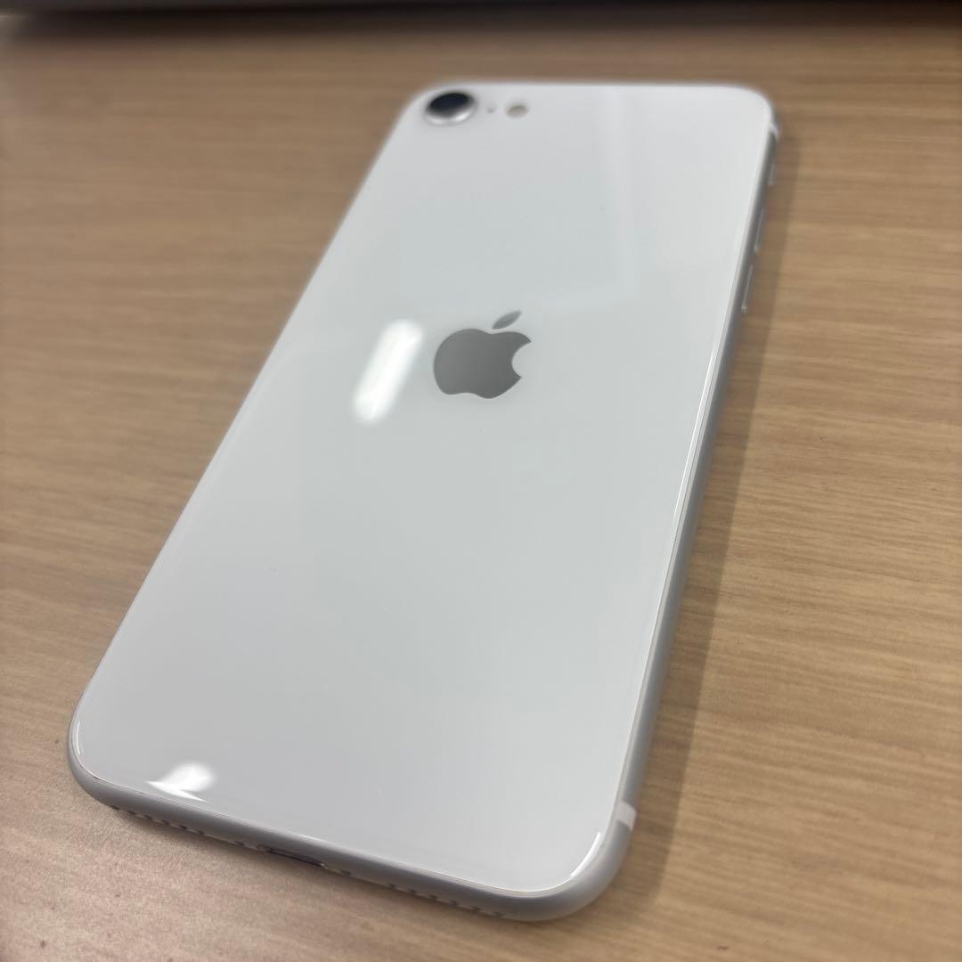 Apple iPhone SE2 第2世代　ホワイト　128GB