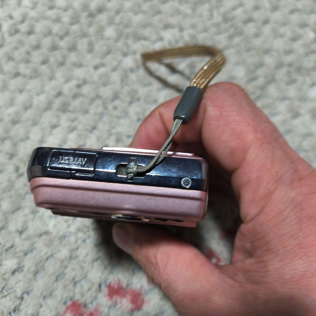 CASIO EXILIM 14.1MP コンパクトデジタルカメラ