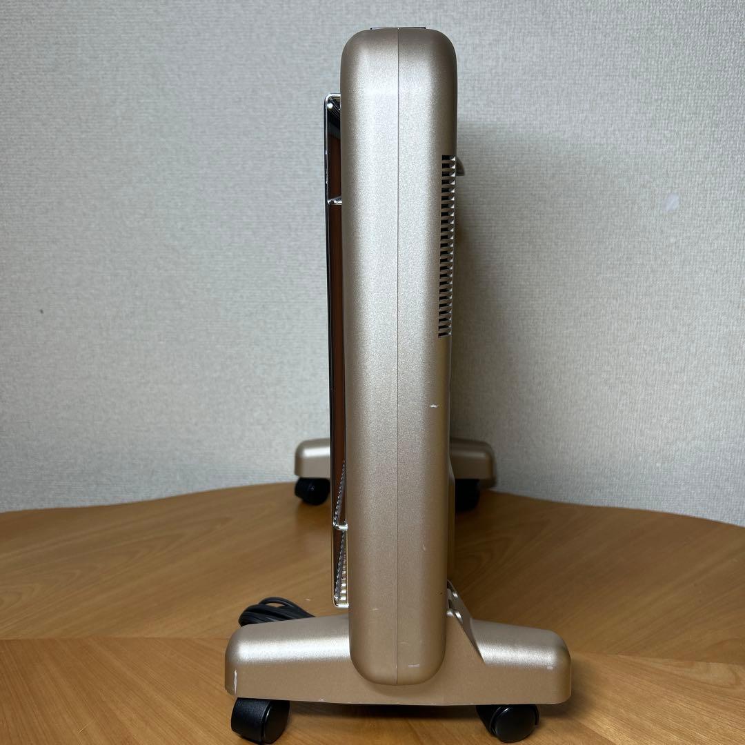 サンルミエ エクセラ7 遠赤外線暖房器　N700L-GR