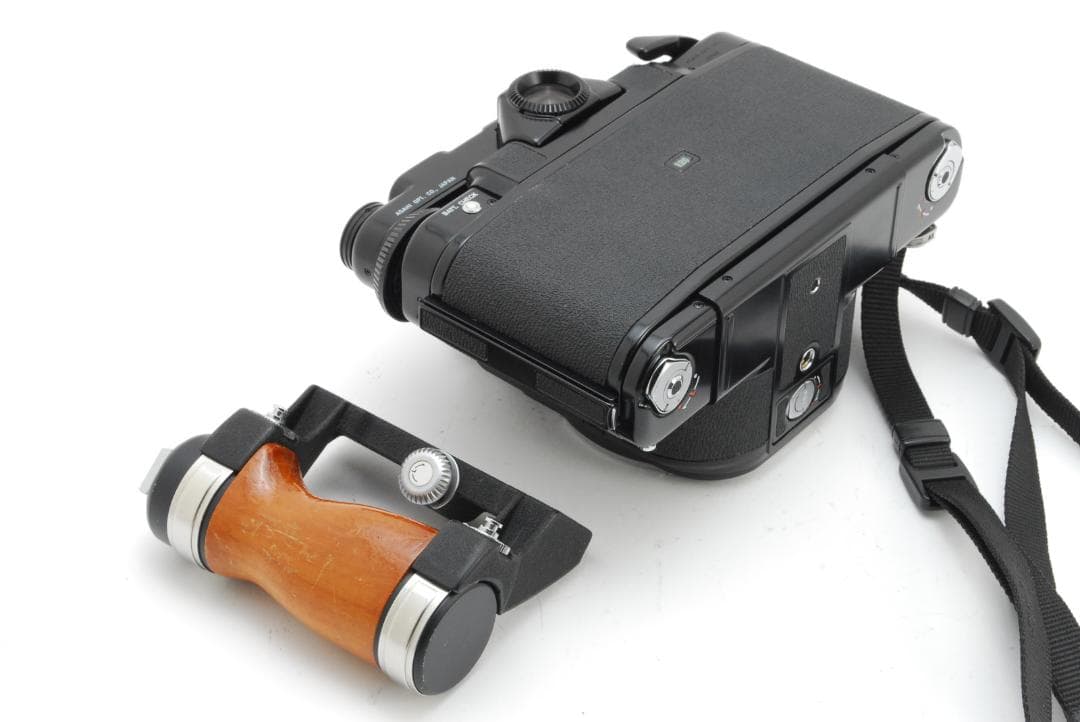 【グリップ付き】PENTAX 67 TTL SMC 6x7 105mm F2.4