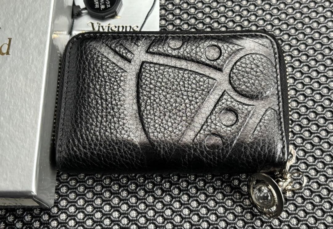 Vivienne Westwood(ヴィヴィアンウエストウッド)ケース