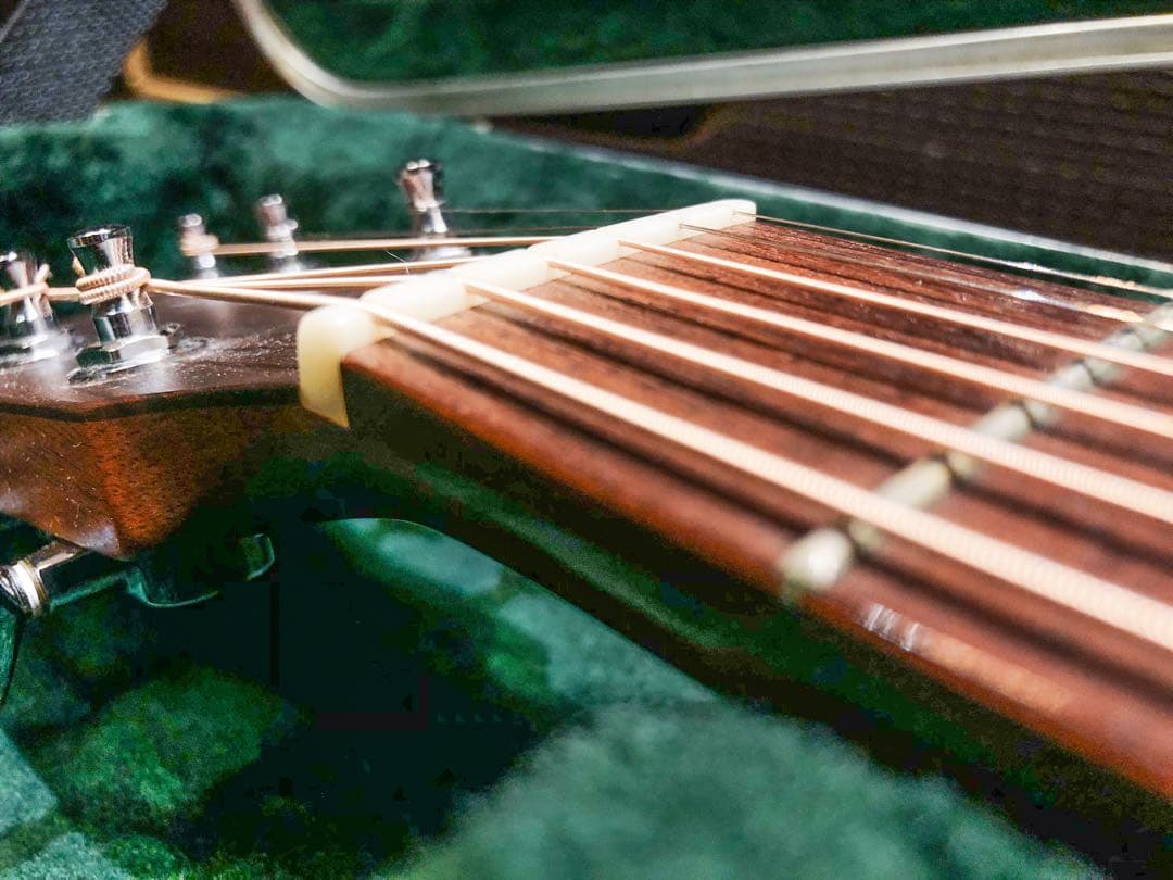 Martin D-18 2000年製