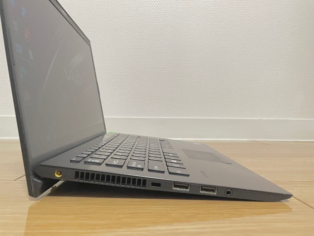 VAIO LTE対応 FHD液晶 Core i5-1035G1 SSD256GB