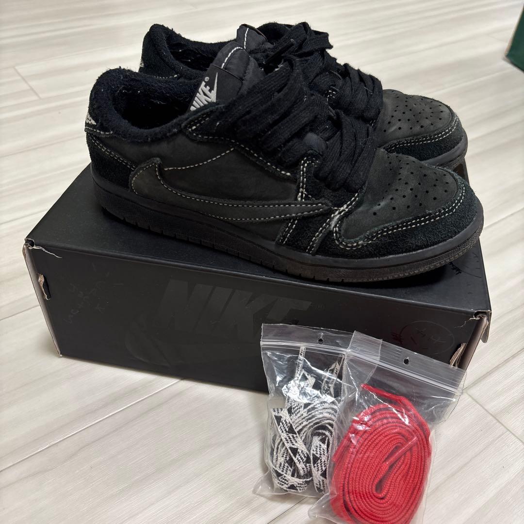 トラヴィススコット　エアジョーダン1 77250916N03S サイズ20cm