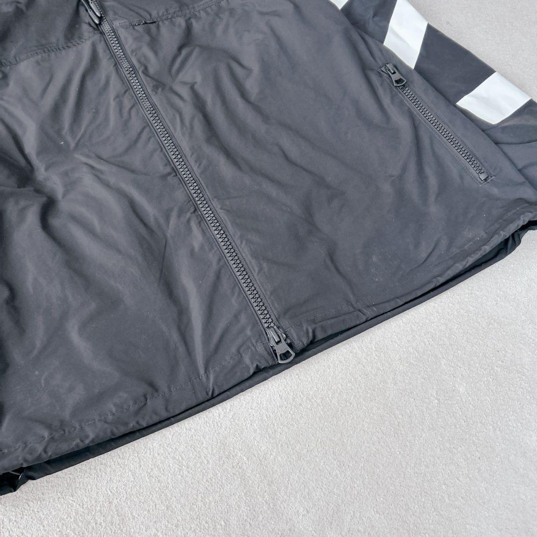 超希少XL バーバリー BURBERRY ナイロンジャケット ロゴ ブラック 黒