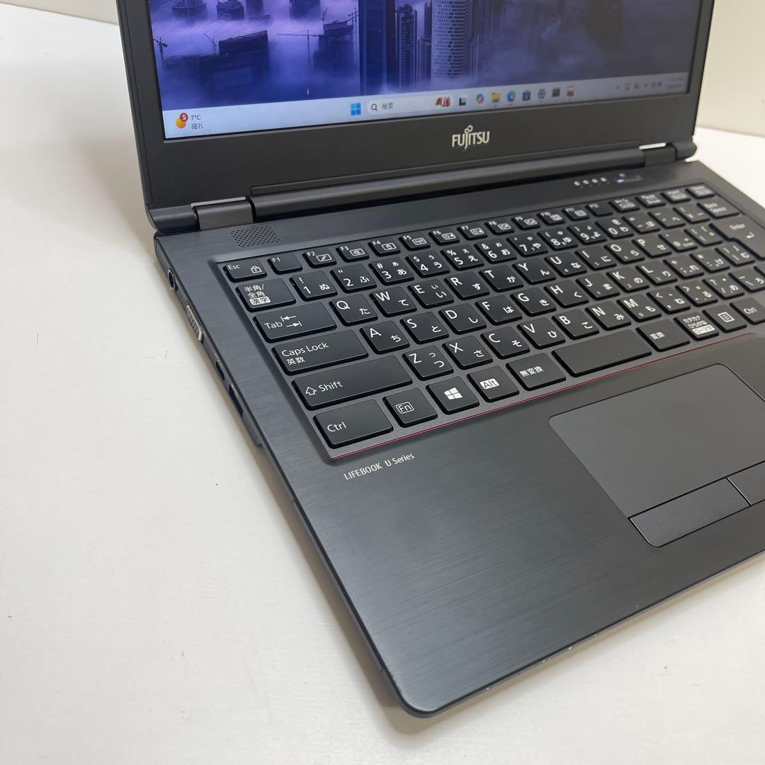 富士通 Lifebook A748/S i5-7300U 8GB SSD256G