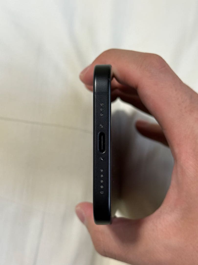 Iphone 15 256GB ブラック 箱、充電コード付き SIMフリー