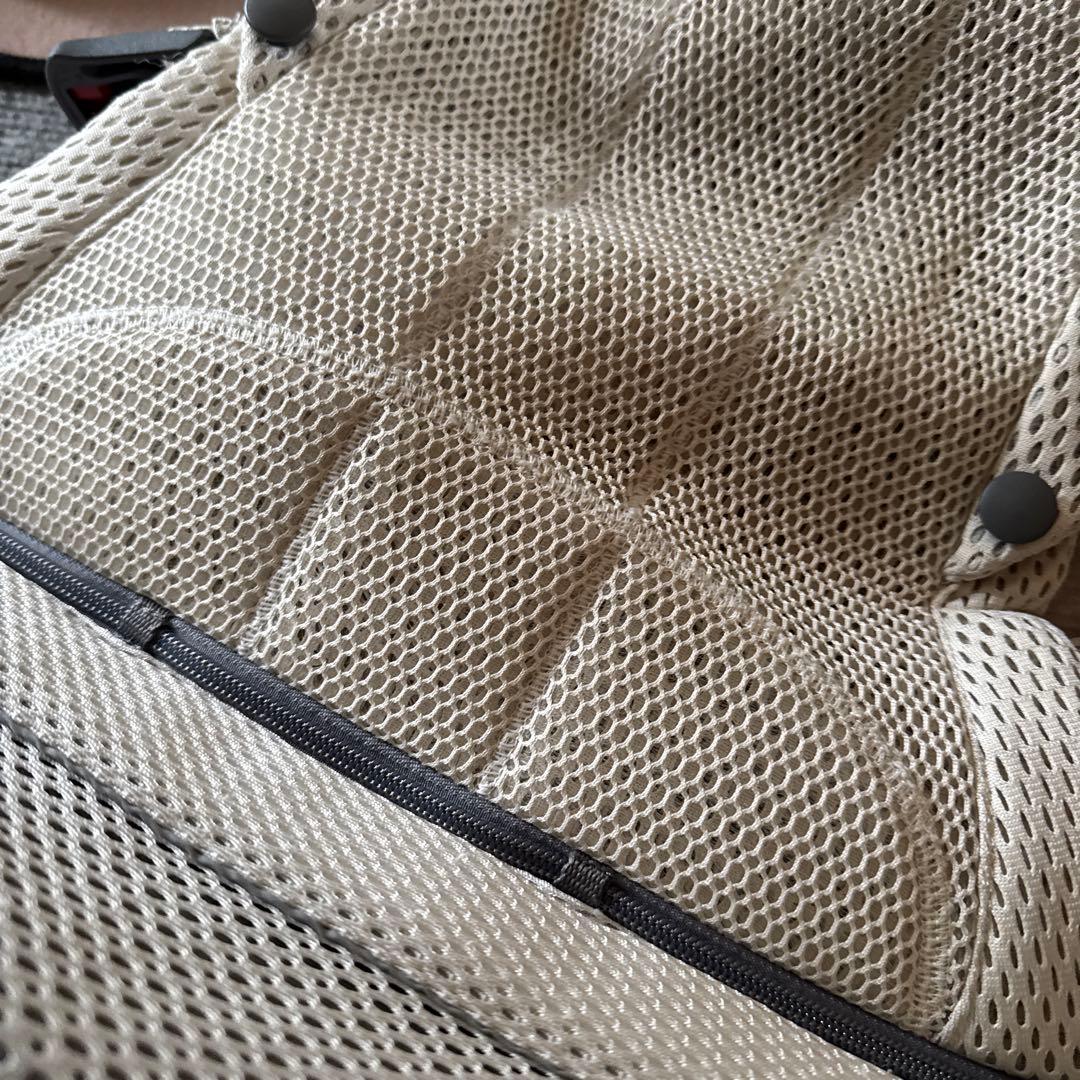 BabyBjörn HARMONY 抱っこ紐 & ひんやり冷感エアパッドセット