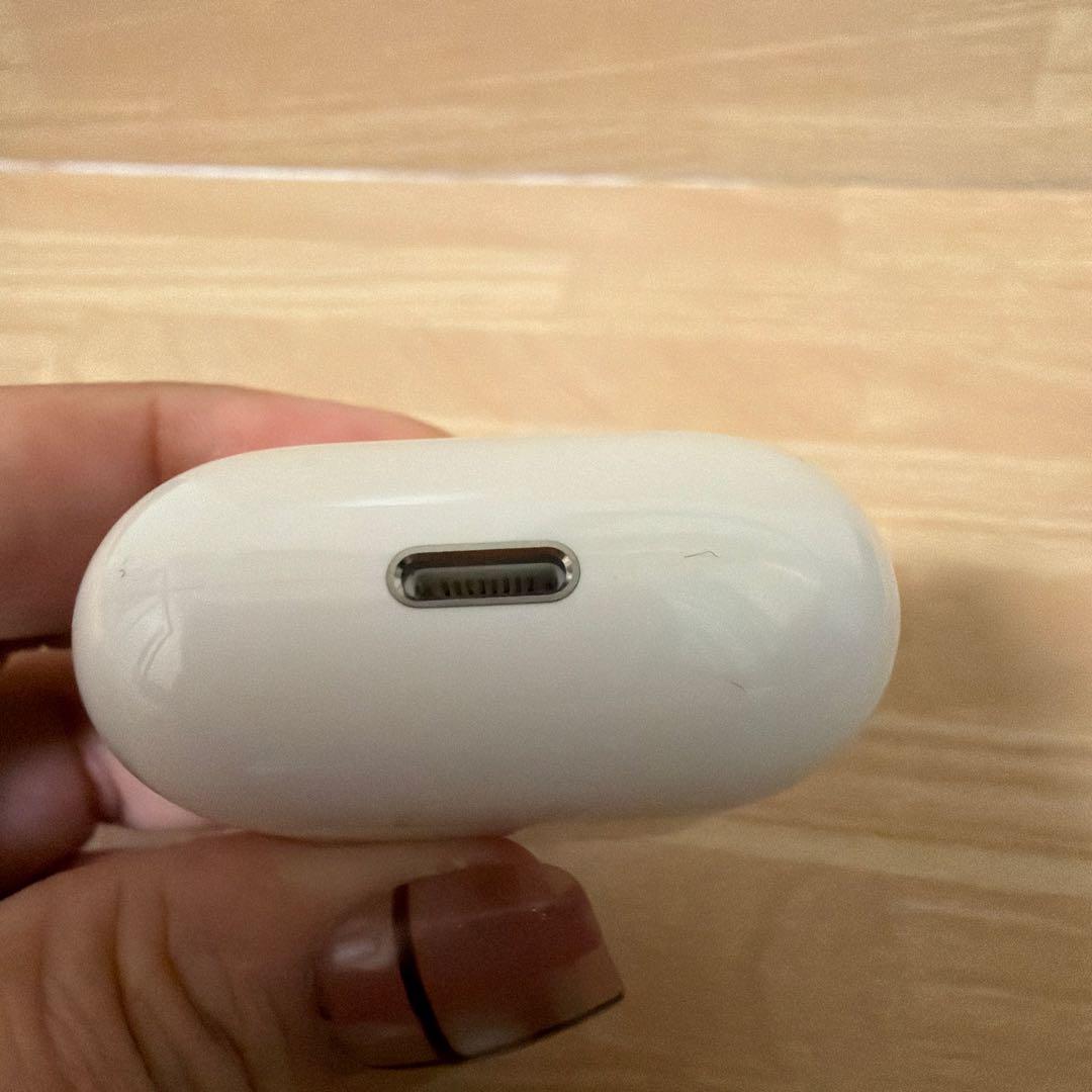 AirPods 第2世代 ほぼ新品