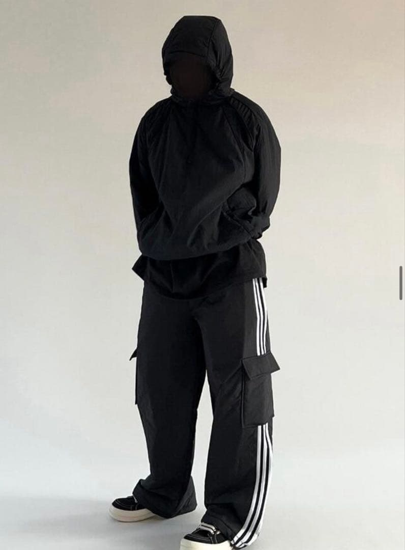 COLN 完売品　pray padded anorak ブラック