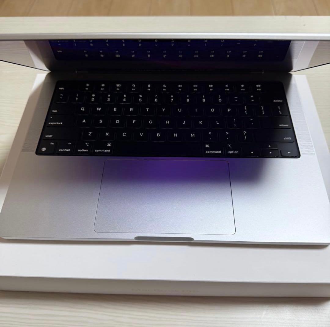 M3 MacBook Pro14インチ メモリ16GB