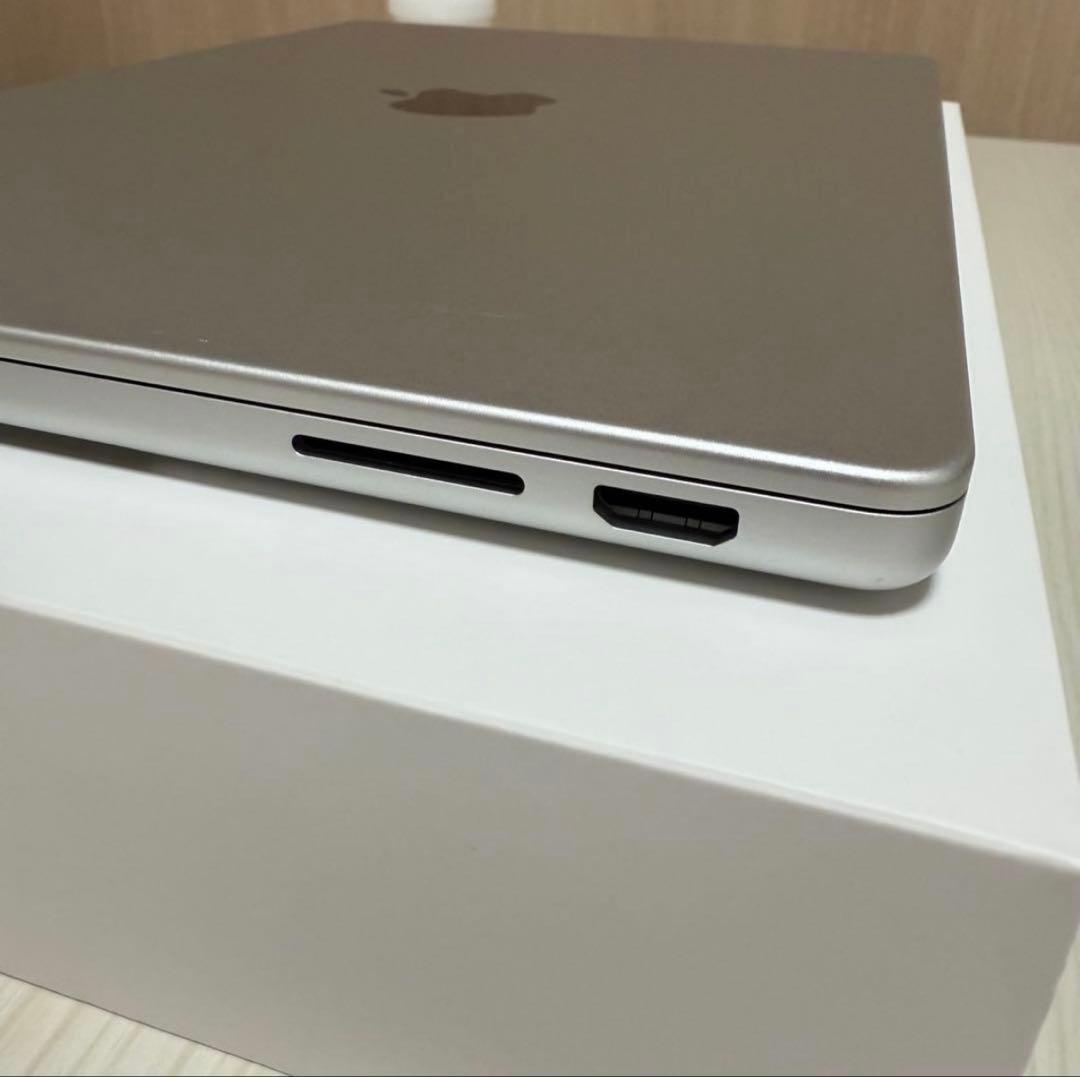 M3 MacBook Pro14インチ メモリ16GB