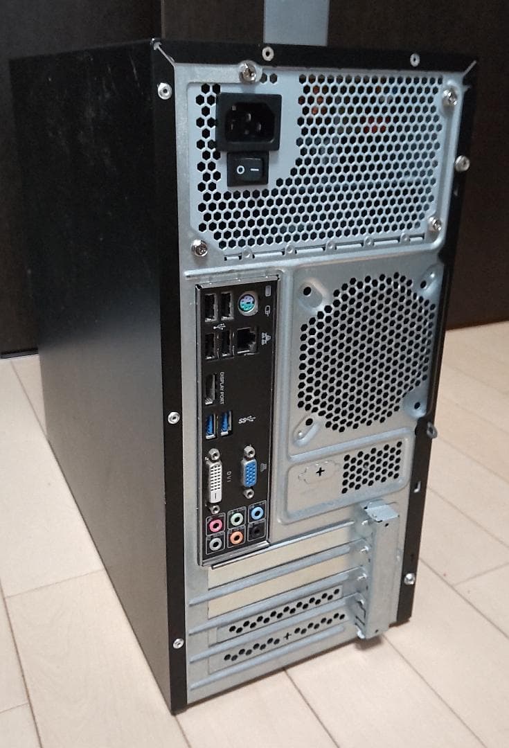 デスクトップ型PC　WIN11 i5 4570 ＋SSD＋HDD＋RAM8G