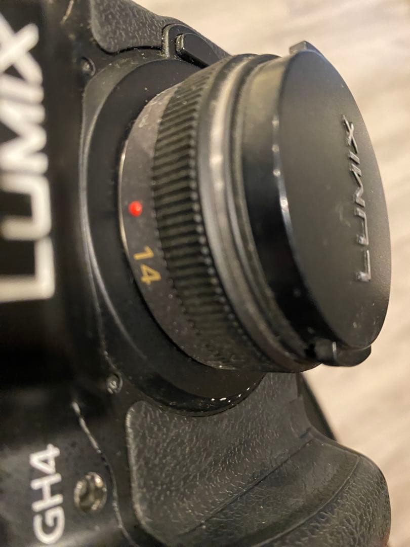 LUMIX GH4 デジタル一眼レフカメラ レンズ付き