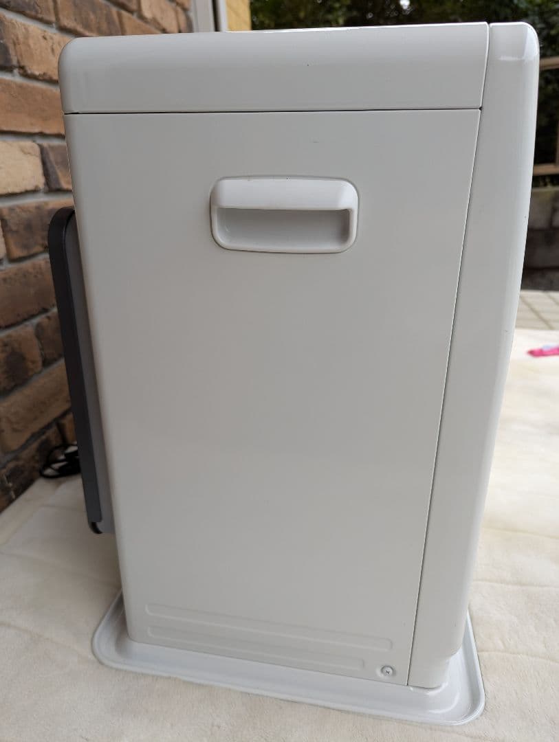 DAINICHI　ダイニチ　石油ファンヒーター　2022年製