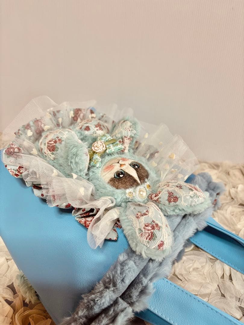 コヤンイサムチョン　フェイクレザーブルーのトートバッグ