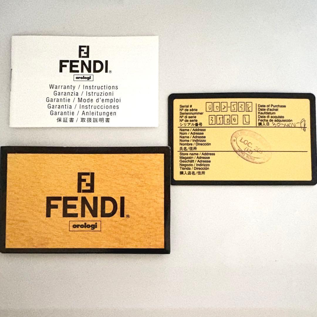 【ペアウォッチ】FENDI 腕時計 レディース・メンズ２本　ネイビー調 シルバー