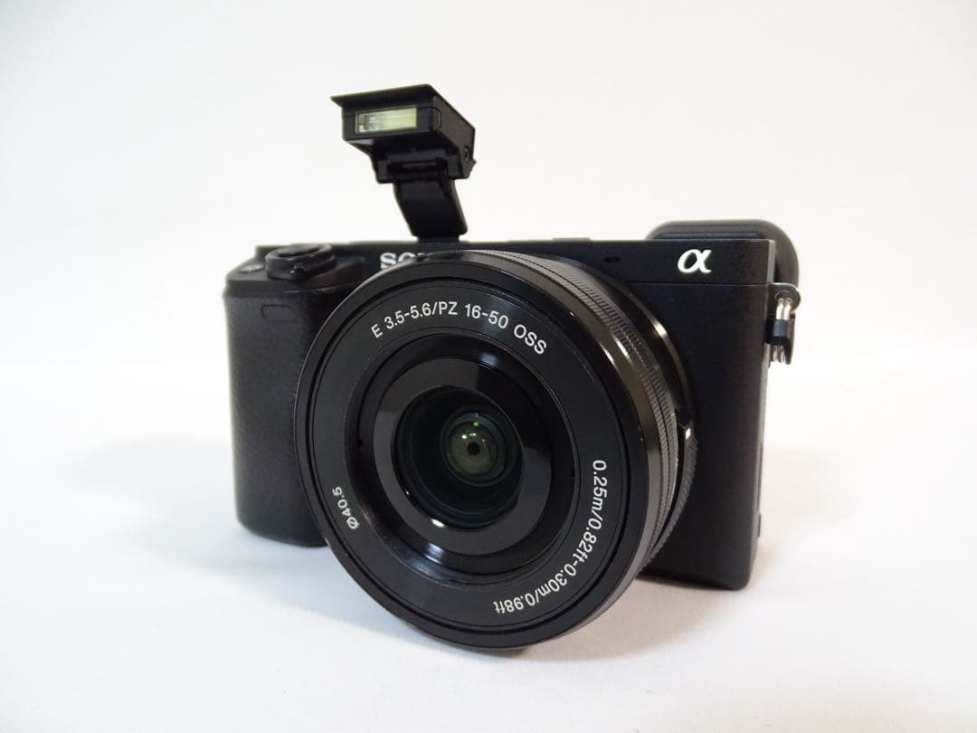 ◆シャッター数:1,650回・美品◆ SONY α6400 ダブルレンズキット
