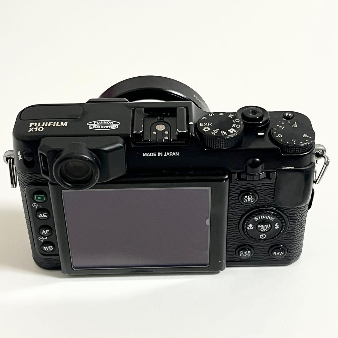 デジタルカメラ FUJIFILM X10